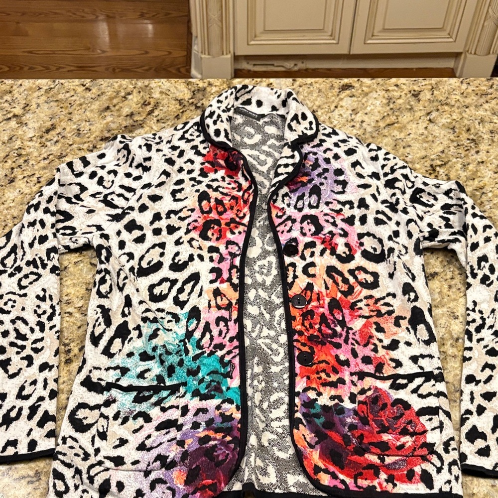 Gerry Weber Black and Multicolor Leopard Print size 38 sweater Blazer